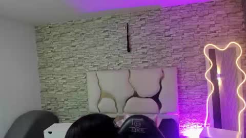 Snapshot of yenn_tay chatting on 07-06-26, 11:29 ZAYDEN online show from 07-06-26, 11:29