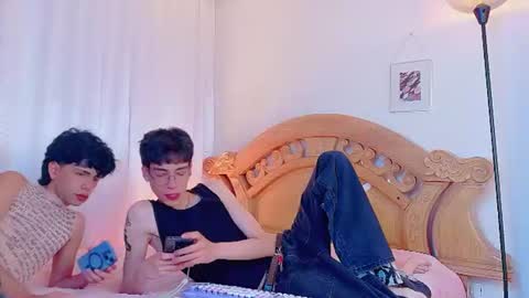 Snapshot of yeremmy_twink chatting on 07-25-26, 09:12 yeremmy_twink online show from 07-25-26, 09:12