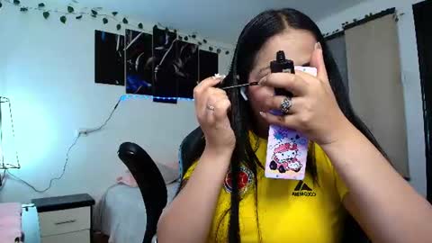 Snapshot of yesie_hot2 chatting on 06-18-26, 12:55 yesie_hot2 online show from 06-18-26, 12:55