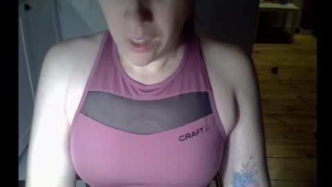 Kira online show from 12-05-25, 02:03