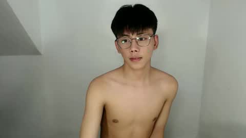 Snapshot of ynotyu chatting on 05-05-26, 02:36 ynotyu online show from 05-05-26, 02:36