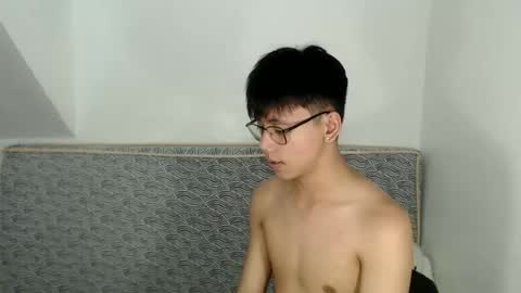 Snapshot of ynotyu chatting on 06-16-26, 10:01 ynotyu online show from 06-16-26, 10:01
