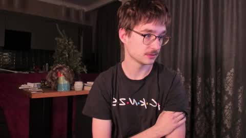 Max online show from 01-17-26, 04:28