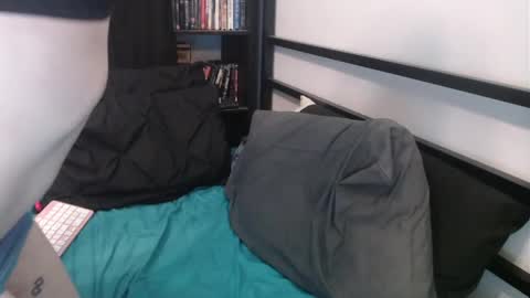 Yokai Girl online show from 04-17-26, 07:28