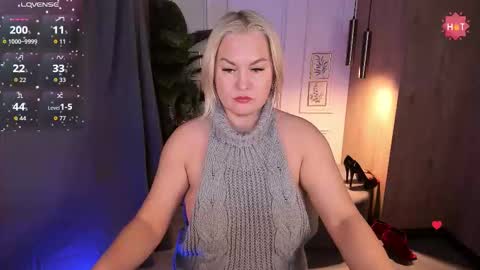 Snapshot of yolanda_kiss chatting on 01-18-26, 08:12 Yolanda online show from 01-18-26, 08:12