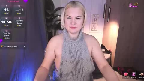 Snapshot of yolanda_kiss chatting on 03-16-26, 08:35 Yolanda online show from 03-16-26, 08:35