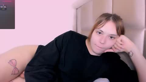 Snapshot of yomoyoo chatting on 02-16-26, 01:13 yomoyoo online show from 02-16-26, 01:13