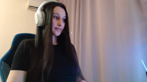 Sophie online show from 04-29-26, 05:30
