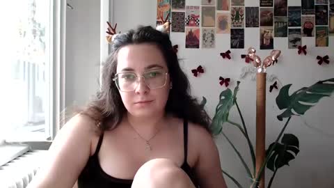 Aurora online show from 07-06-26, 05:15