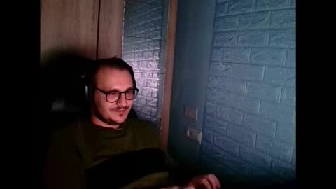 A... online show from 11-15-25, 10:04