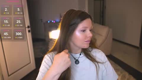 Julia Please Thumbs up me   online show from 04-26-26, 06:22