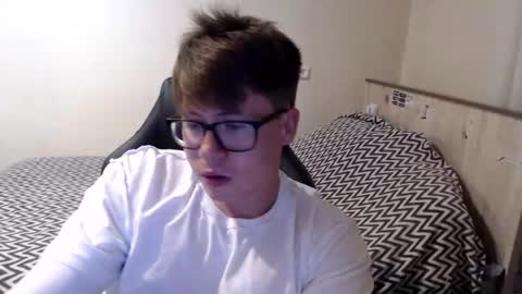 Max online show from 07-13-26, 04:32