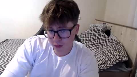 Max online show from 07-15-26, 04:51
