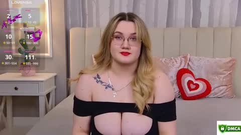 Nancy online show from 11-25-25, 01:22