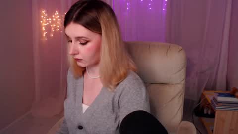 Freya online show from 01-18-25, 03:27