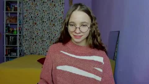 Snapshot of your_leslie chatting on 02-04-26, 10:58 Leslie online show from 02-04-26, 10:58