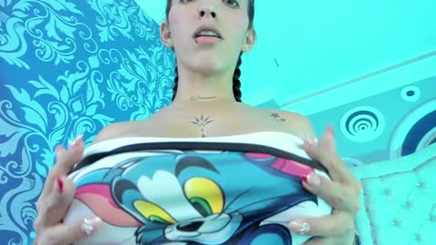 Snapshot of your_perverse_whore chatting on 12-22-24, 08:16 Salome online show from 12-22-24, 08:16