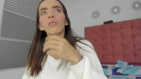 Snapshot of your_perverse_whore chatting on 01-05-25, 03:32 Salome online show from 01-05-25, 03:32