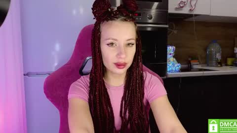 Snapshot of your_psychologist chatting on 04-23-26, 12:12 Alice online show from 04-23-26, 12:12
