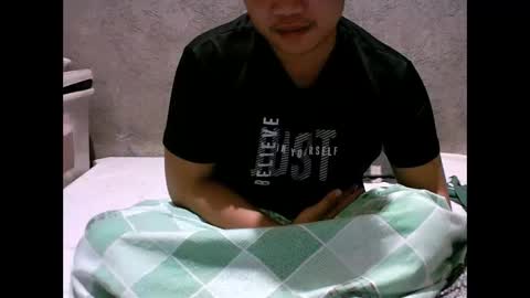 Snapshot of yourasian_lover29 chatting on 03-04-26, 02:45 yourasian_lover29 online show from 03-04-26, 02:45