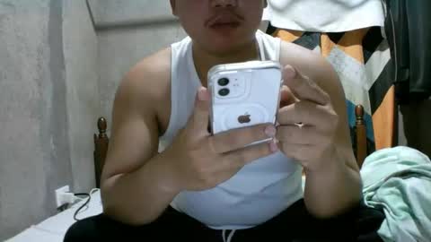 Snapshot of yourasian_lover29 chatting on 04-06-26, 01:01 yourasian_lover29 online show from 04-06-26, 01:01