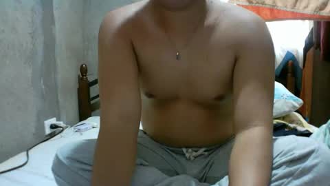 Snapshot of yourasian_lover29 chatting on 04-09-26, 02:11 yourasian_lover29 online show from 04-09-26, 02:11