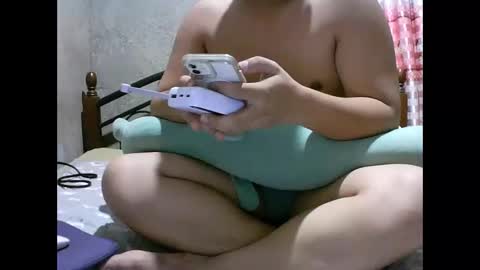 yourasian_lover29 online show from 05-24-26, 12:21