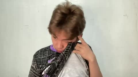 Snapshot of yourcummer_april chatting on 06-17-26, 12:07 April online show from 06-17-26, 12:07