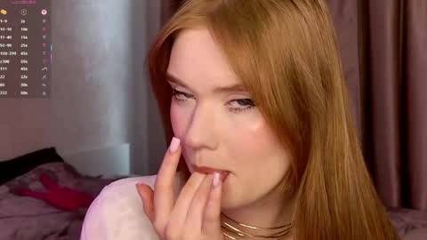 Mia online show from 04-14-26, 09:48