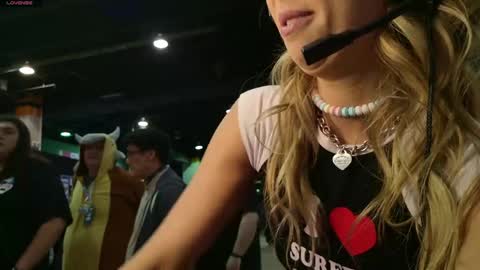 Millie online show from 04-11-26, 06:23