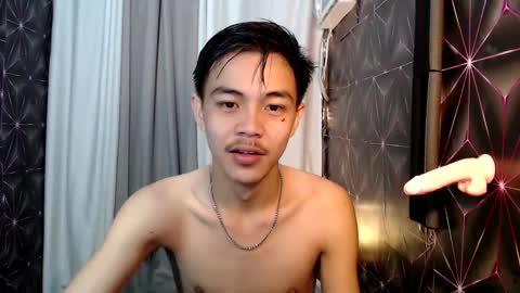 Snapshot of yourguy_josh23 chatting on 03-10-25, 07:32 Josh online show from 03-10-25, 07:32