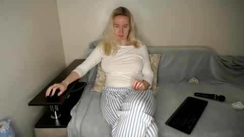 Iamyourdream online show from 05-12-26, 03:42