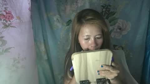 Glenda online show from 02-15-26, 03:42