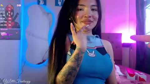 yourlittlefantasyy online show from 06-12-26, 01:43