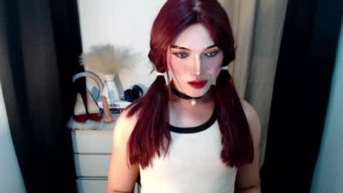 TIFFANY SUCKING QUEEN online show from 07-13-26, 09:17