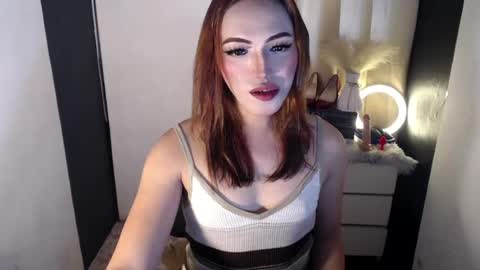 TIFFANY SUCKING QUEEN online show from 08-07-26, 03:30