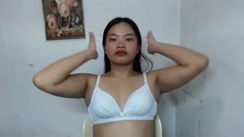 Snapshot of yourpinay_belle chatting on 04-20-26, 12:08 Belle online show from 04-20-26, 12:08