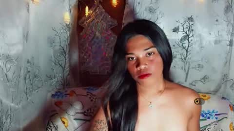 yourqueen_19 online show from 05-18-26, 11:05