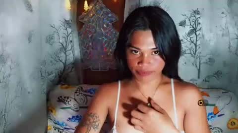 yourqueen_19 online show from 05-23-26, 03:38