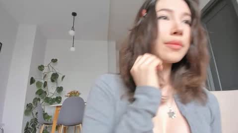 youre meyy online show from 03-22-26, 09:02