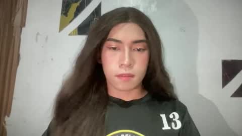yoursweet_april19 online show from 05-12-26, 08:55