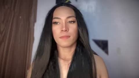 yoursweet_april19 online show from 05-18-26, 08:42