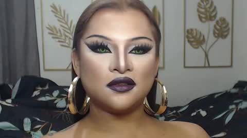 Snapshot of yourtrannyqueenxxx chatting on 03-07-26, 08:50 Anastacia Grey online show from 03-07-26, 08:50