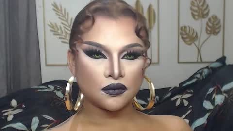 Snapshot of yourtrannyqueenxxx chatting on 03-16-26, 10:36 Anastacia Grey online show from 03-16-26, 10:36