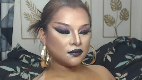 Snapshot of yourtrannyqueenxxx chatting on 04-01-26, 11:13 Anastacia Grey online show from 04-01-26, 11:13