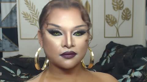 Snapshot of yourtrannyqueenxxx chatting on 04-09-26, 01:49 Anastacia Grey online show from 04-09-26, 01:49