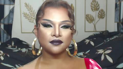 Snapshot of yourtrannyqueenxxx chatting on 04-12-26, 12:48 Anastacia Grey online show from 04-12-26, 12:48