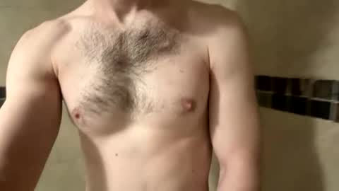 yourwhiteislandboy online show from 12-20-25, 04:52