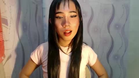 yourwife_material99 online show from 04-15-26, 06:31