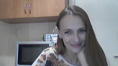 Snapshot of youur_light chatting on 06-19-26, 06:23 Youur light online show from 06-19-26, 06:23